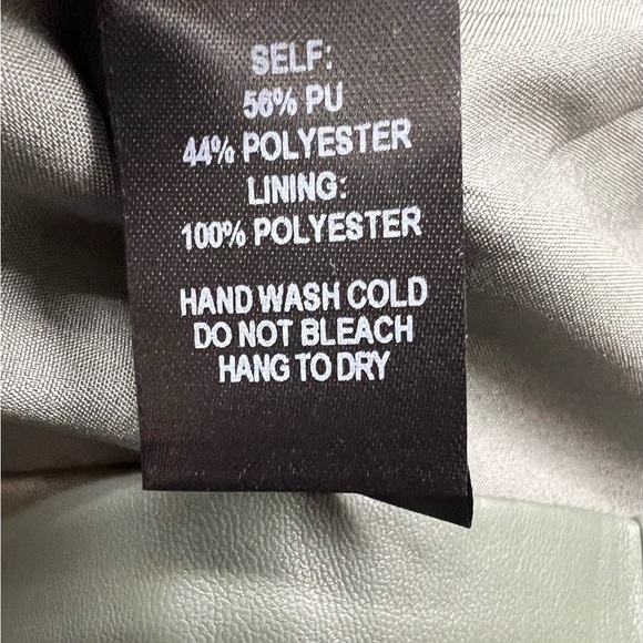 Lulu’s Olive Green vegan leather skirt Size L NWOT - Picture 11 of 13